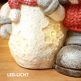 Wichtel mit Schneemann, Gartenzwerg, mit LEDs, batteriebetrieben, 25 x 18 x 45,5 cm